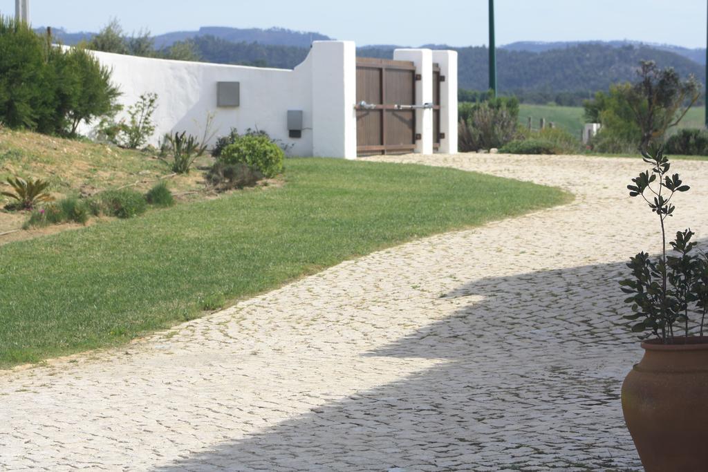 Monte Da Sapaleira Guest House Aljezur Bilik gambar